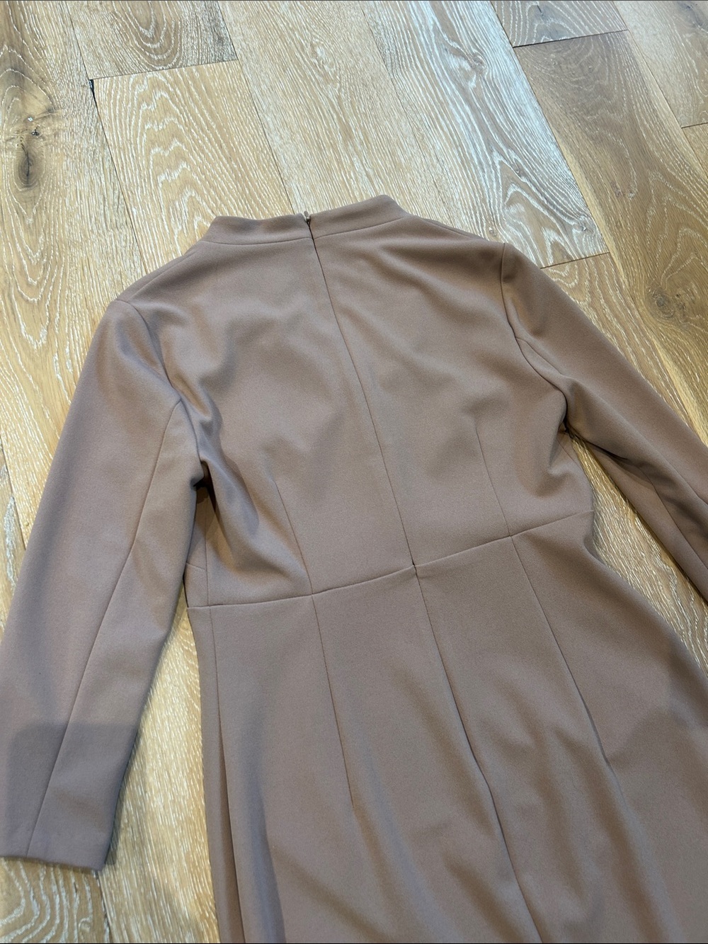 Calvin Klein Tan Sheath Dress Three Quarter Sleeve Size 8 - Picture 9 of 9
